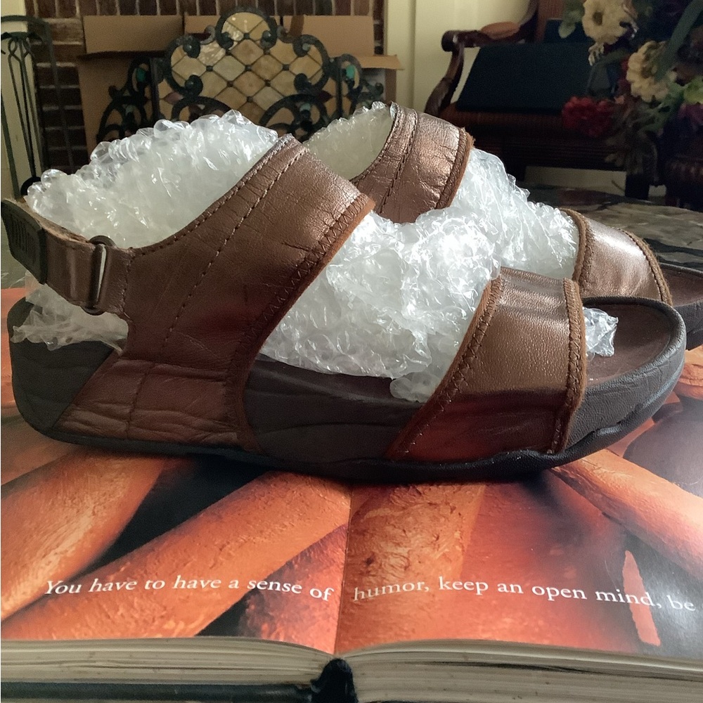 Fitflop bronze leather slingback dual strap wedge heel sandals size 6